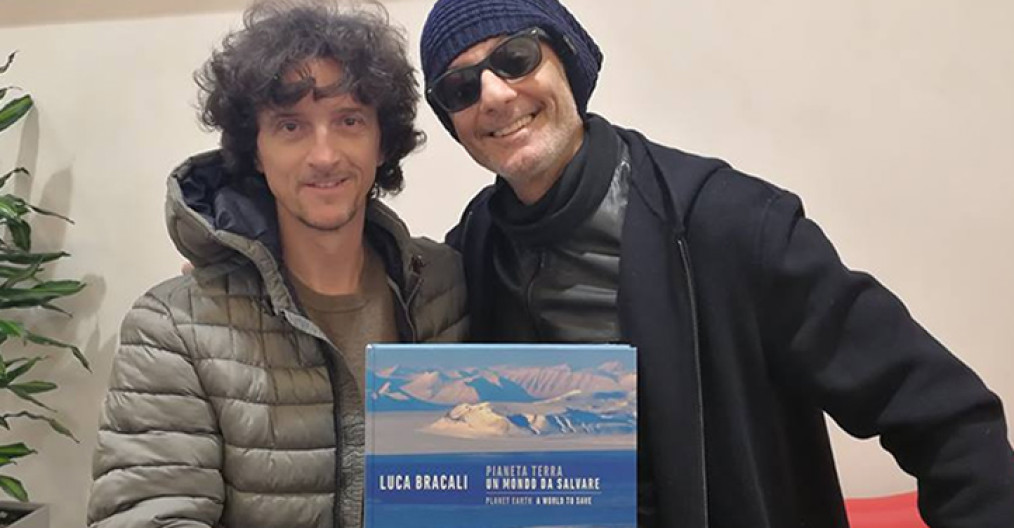 Luca Bracali e Fiorello - Libro Pianeta Terra: un mondo da salvare