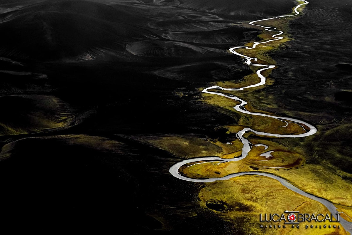 Iceland_aerial_photo_luca_bracali08