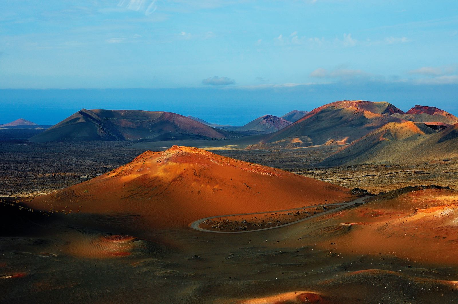 istock_Lanzarote_National Park Timanfaya-min